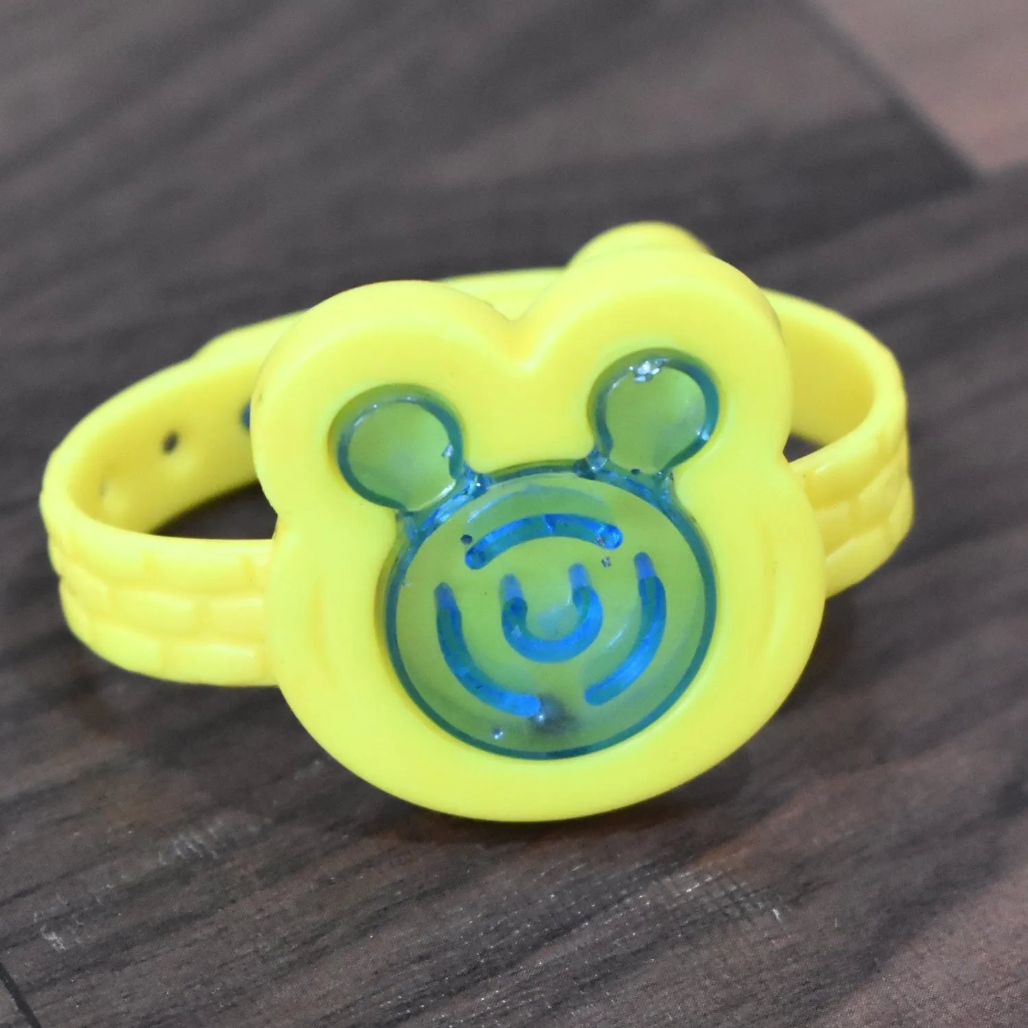 4425 30PC MICKEY MOUSE CHARACTER FOR KIDS WRIST WATCH